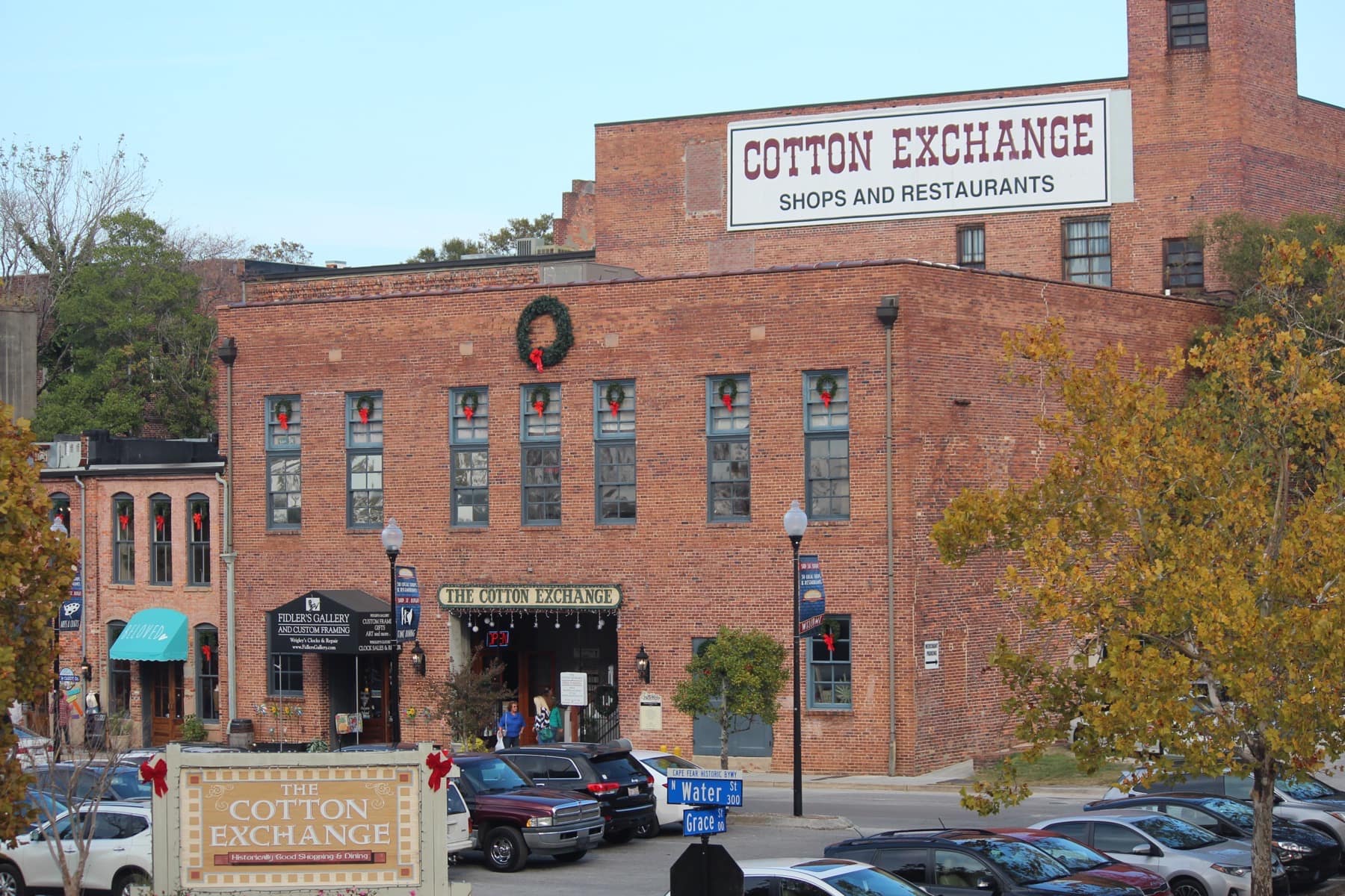 The historic Cotton Exchange shops and restaurants in downtown Wilmington, NC